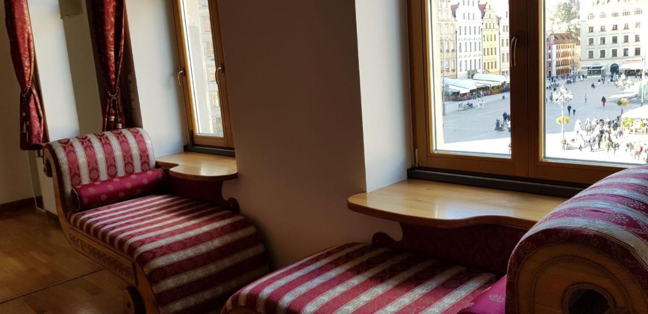 Unique Luxury Studio On Market Square Lägenhet Wrocław Exteriör bild